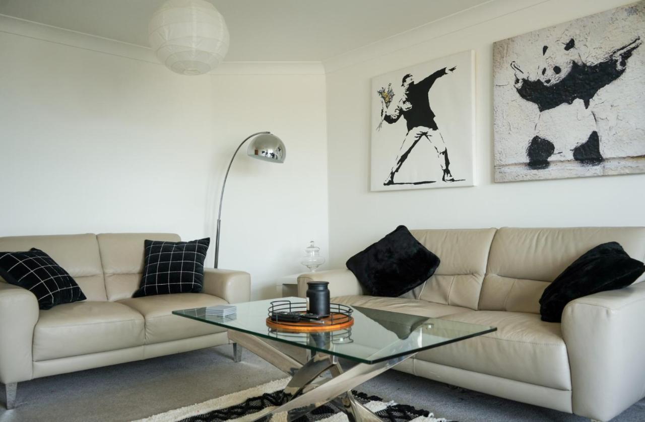 بريستويك Modern Apartment Ayr Town Centre المظهر الخارجي الصورة